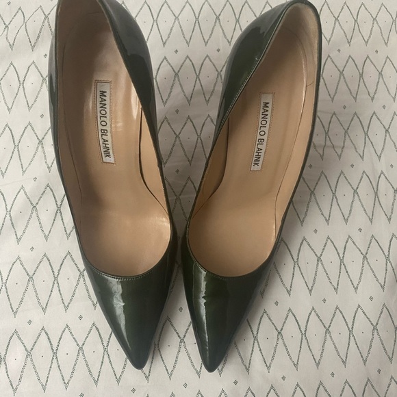 Manolo Blahnik Pointed toe heels - Picture 11 of 13